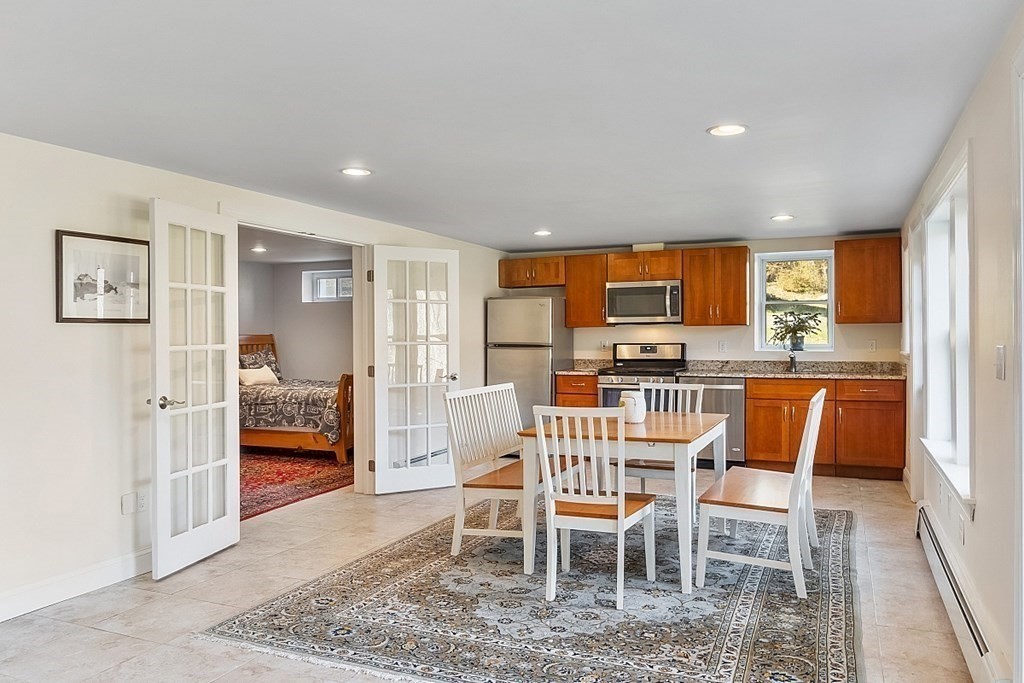 64 Wenham Road Topsfield, MA 01983 - Photo 30 of 42 Gallery Image 30