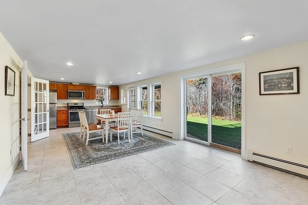 64 Wenham Road Topsfield, MA 01983 - Photo 32 of 42 Gallery Image 32
