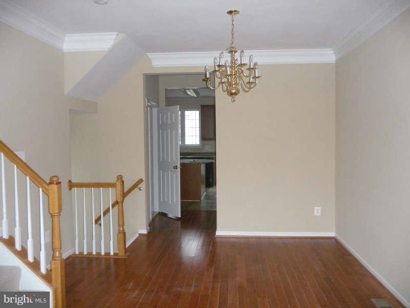 25003 Riding Center Drive Chantilly, VA 20152 - Photo 7 of 26 Dining Room