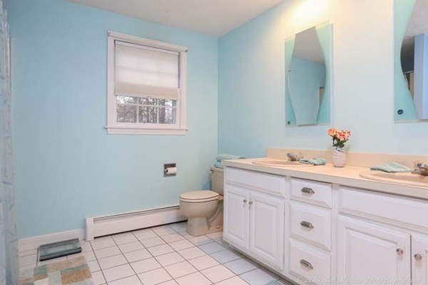 141 Stonecleave Road North Andover, MA 01845 - Photo 21 of 30 Gallery Image 21