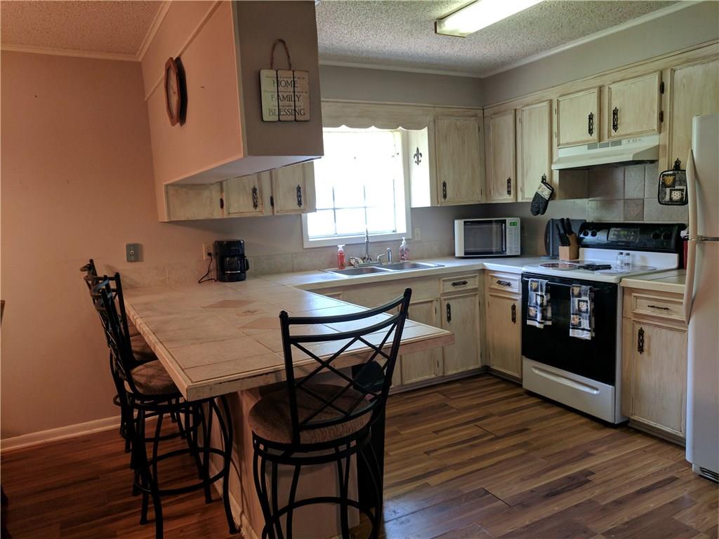 186 Robin Hood Road Dry Prong, LA 71423 - Photo 4 of 15 Gallery Image 4