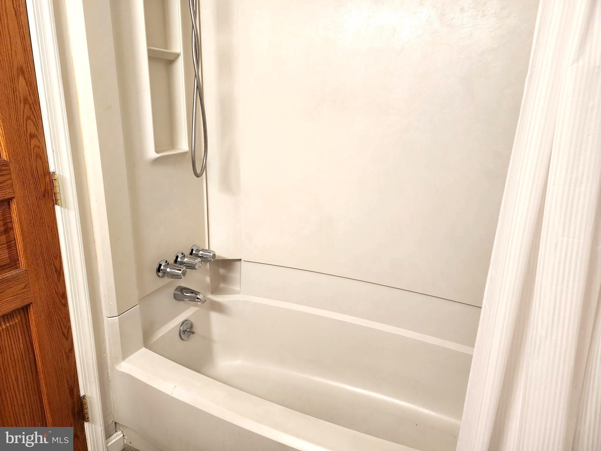 993 Heather Ridge Drive, Unit 5H Frederick, MD 21702 - Photo 14 of 23 Gallery Image 14