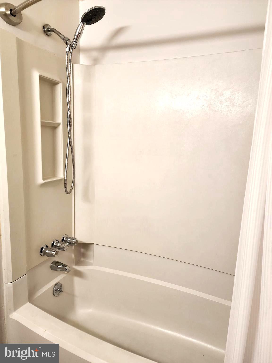 993 Heather Ridge Drive, Unit 5H Frederick, MD 21702 - Photo 15 of 23 Gallery Image 15
