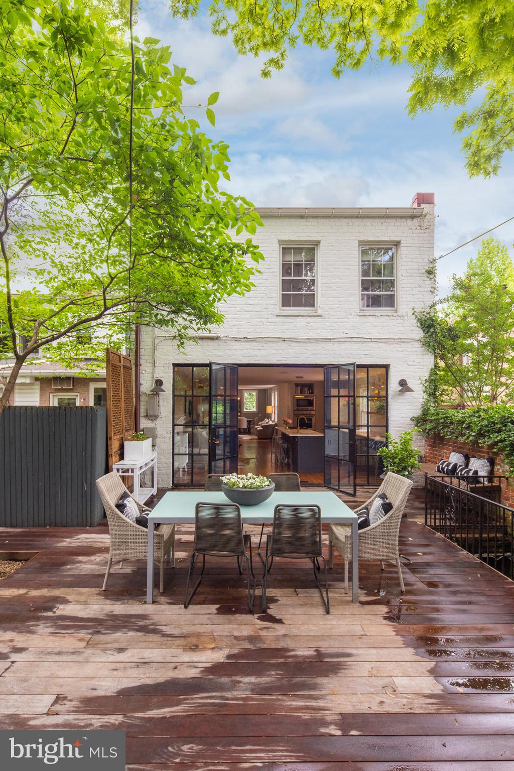 1622 33rd Street Northwest Washington, DC 20007 - Photo 16 of 16