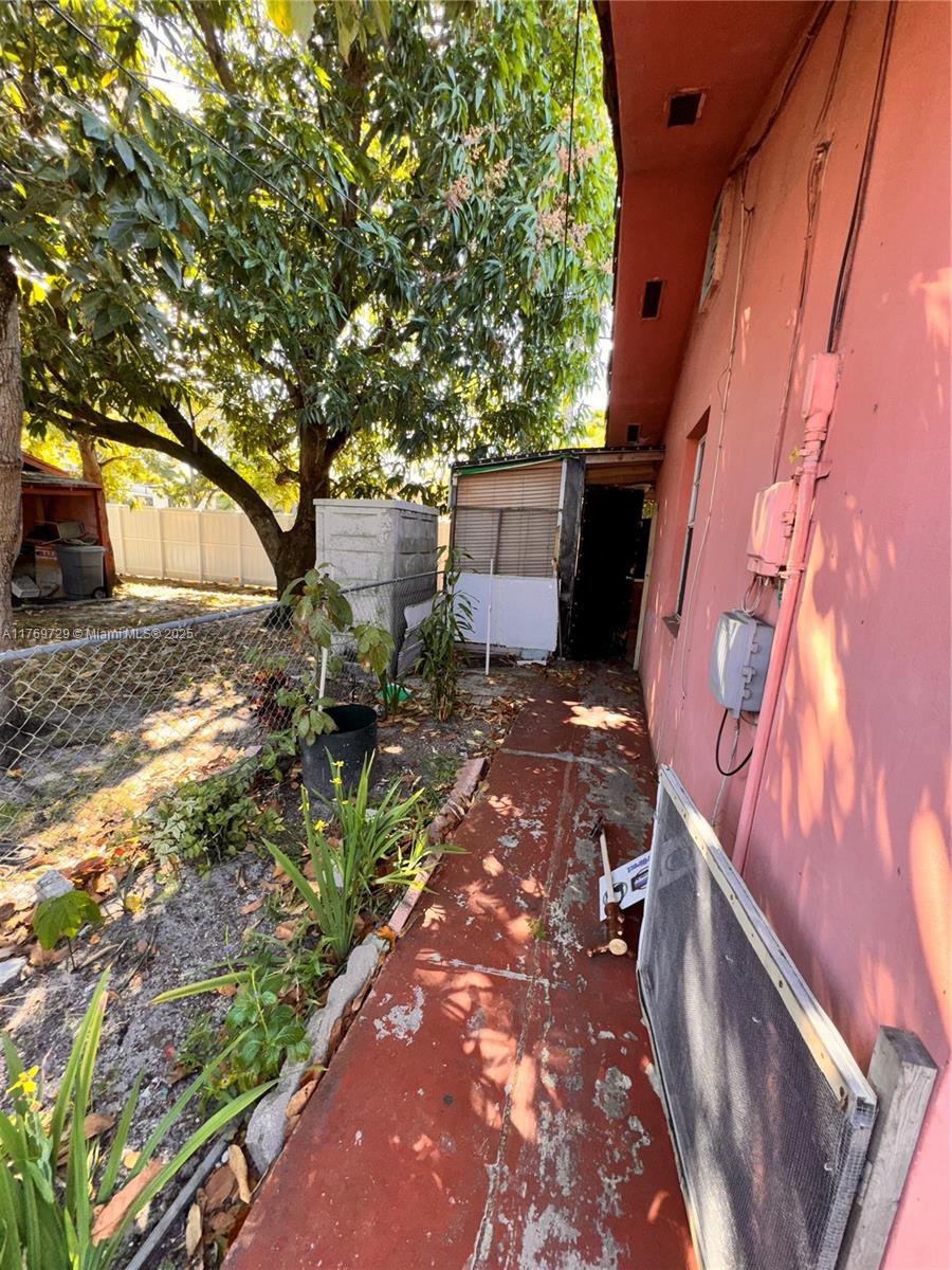 30 East 59th Street Hialeah, FL 33013 - Photo 12 of 21