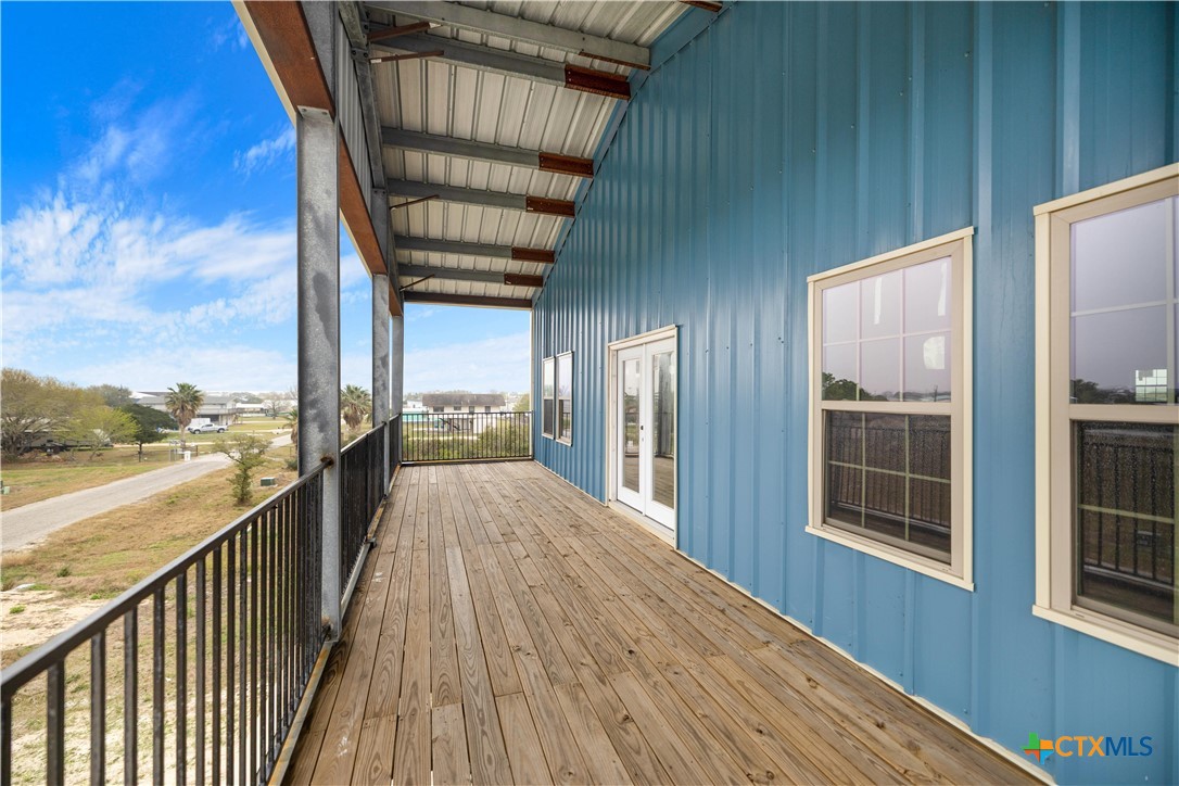 237 Easy Street Port O'Connor, TX 77982 - Photo 4 of 19