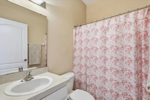 $449,000 | 23 Burning View Lane, Palm Coast, FL 32137