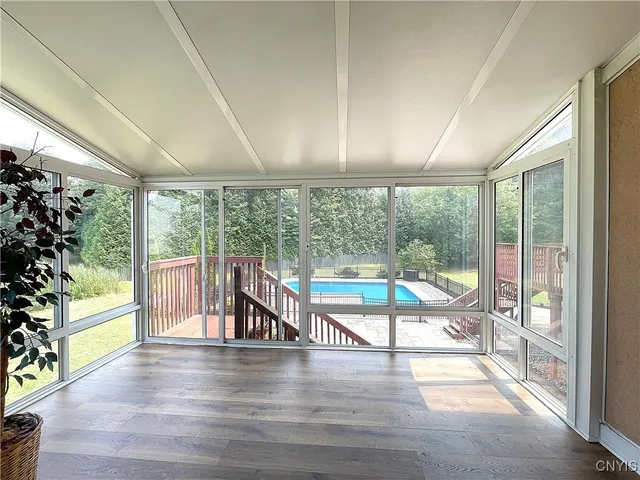 $999,998 | 7638 Haylage Circle, Lysander, NY 13027