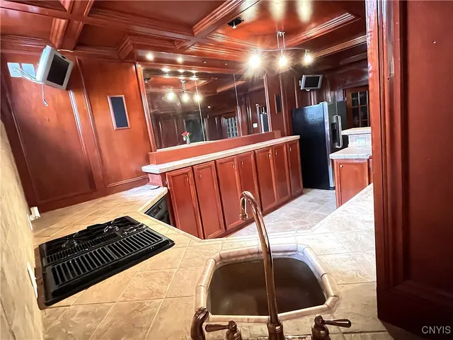 $999,998 | 7638 Haylage Circle, Lysander, NY 13027