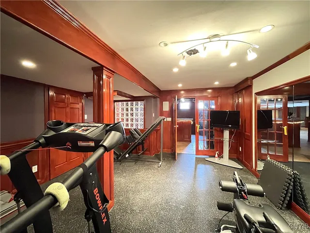 $999,998 | 7638 Haylage Circle, Lysander, NY 13027