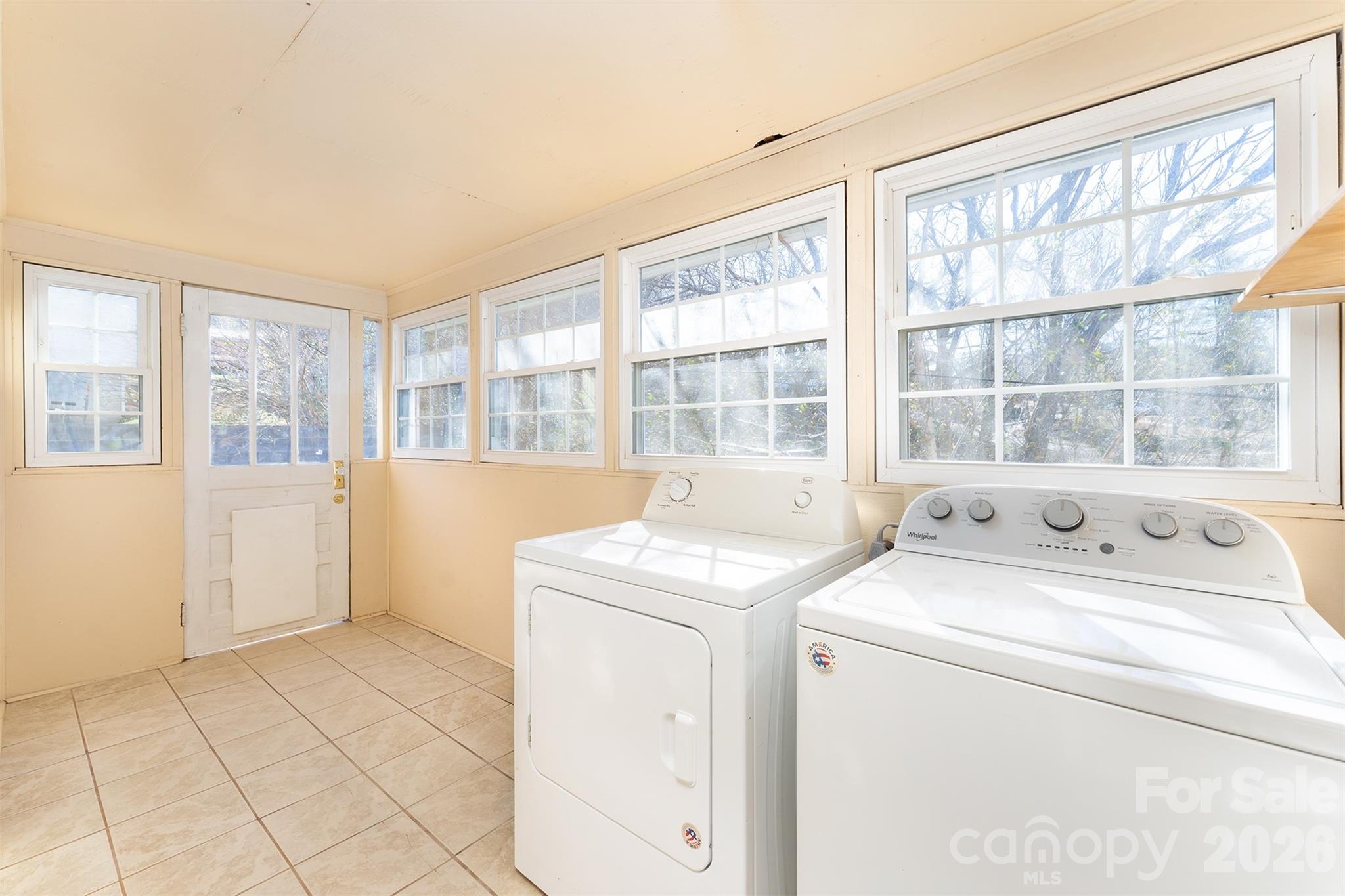 20 1st Street Marion, NC 28752 - Photo 17 of 23 a utility room with dryer and washer