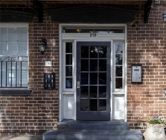 $385,000 | 219 Abercorn Street, Unit F3, Savannah, GA 31401