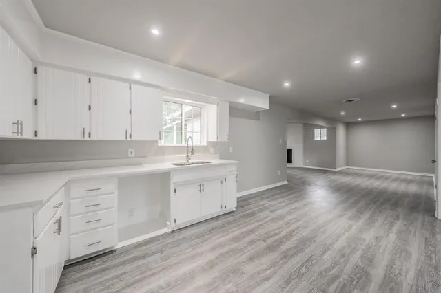 $2,100 | 1424 Stafford Drive, Fort Worth, TX 76134