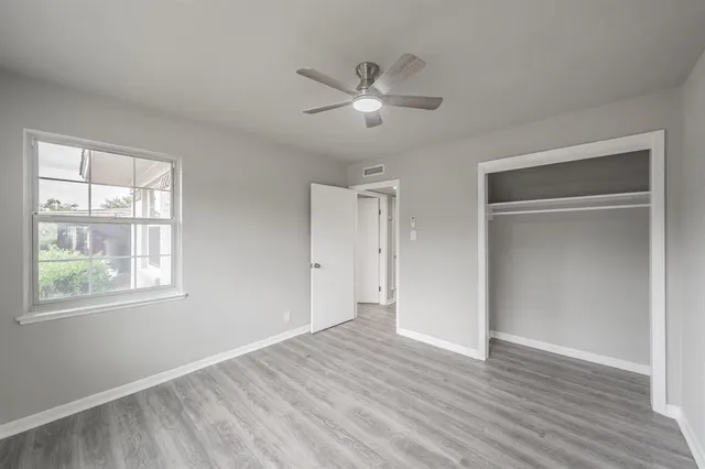 $2,100 | 1424 Stafford Drive, Fort Worth, TX 76134