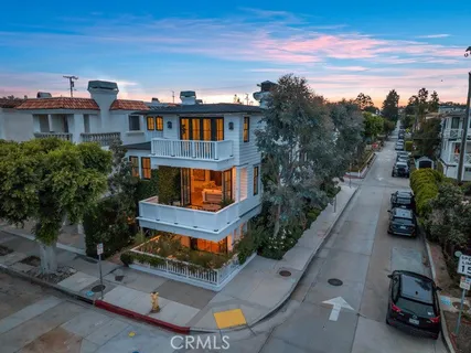 $8,500,000 | 441 3rd Street, Manhattan Beach, CA 90266