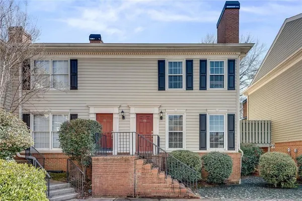 $350,000 | 100 Mt Vernon Circle, Atlanta, GA 30338