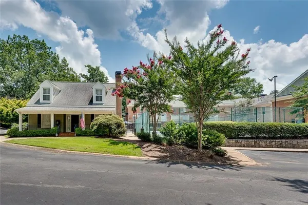 $350,000 | 100 Mt Vernon Circle, Atlanta, GA 30338