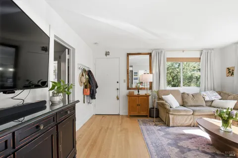 $2,600,000 | 1433 Oak Avenue, St. Helena, CA 94574