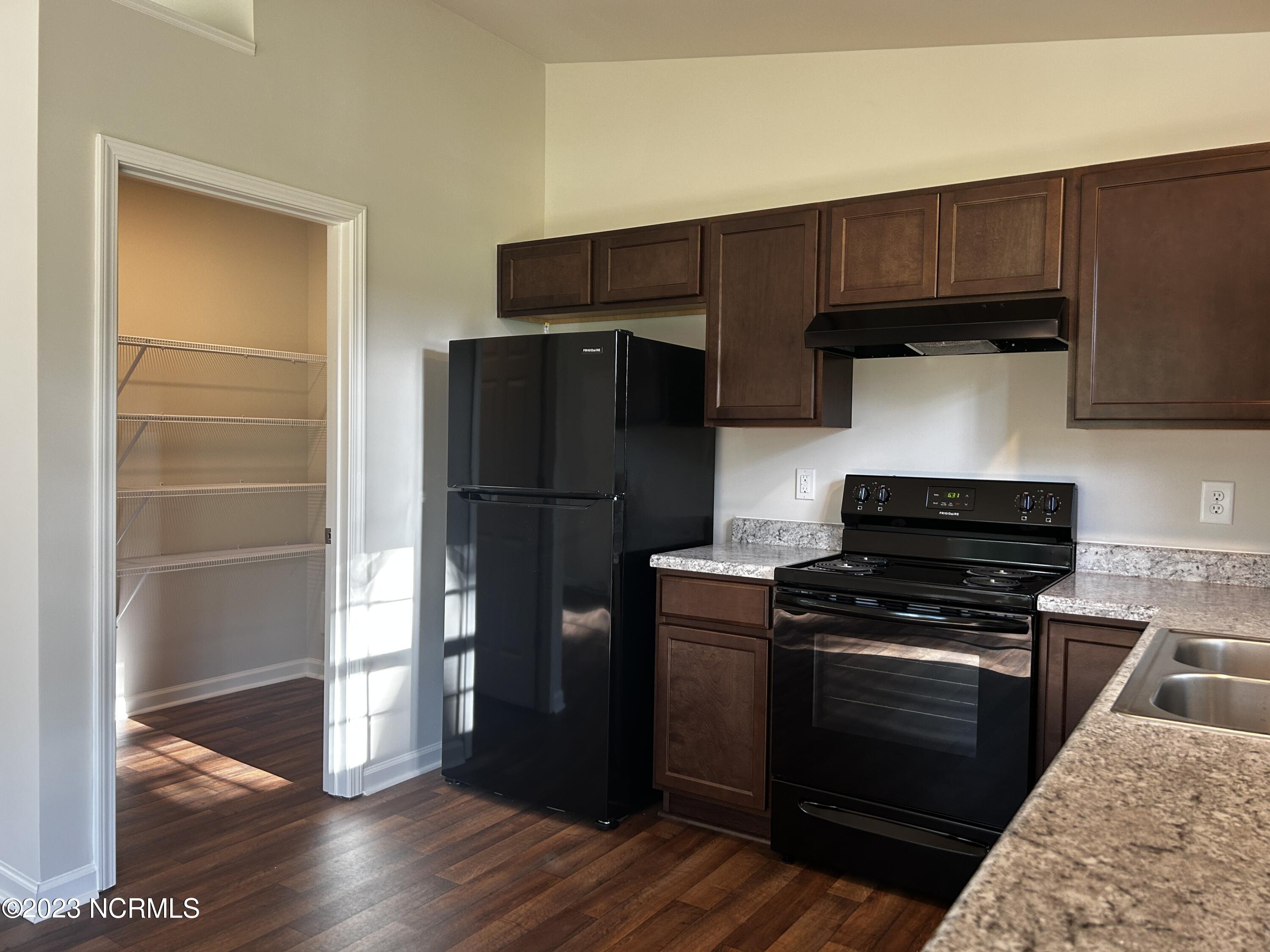 592 Rowan Road Clinton, NC 28328 - Photo 18 of 20 IMG_9133