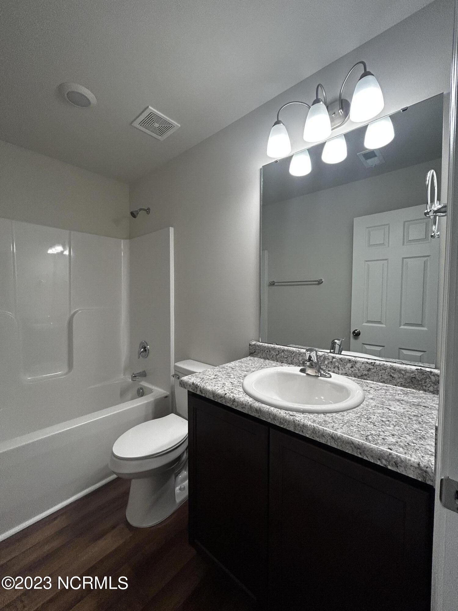 592 Rowan Road Clinton, NC 28328 - Photo 9 of 20 IMG_9120