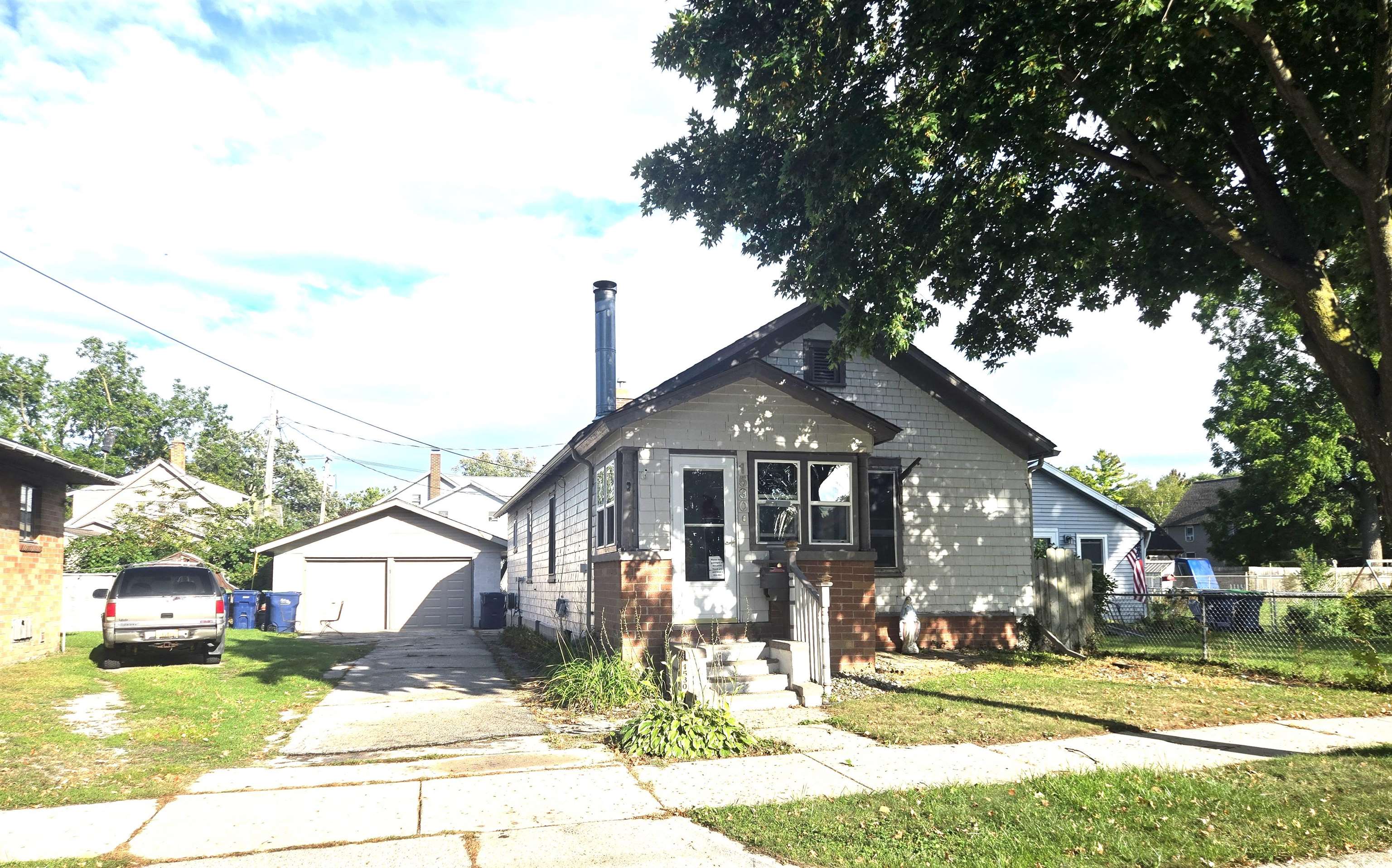 1530 Elizabeth Street Bay City, MI 48708 - Photo 1 of 23 Gallery Image 1