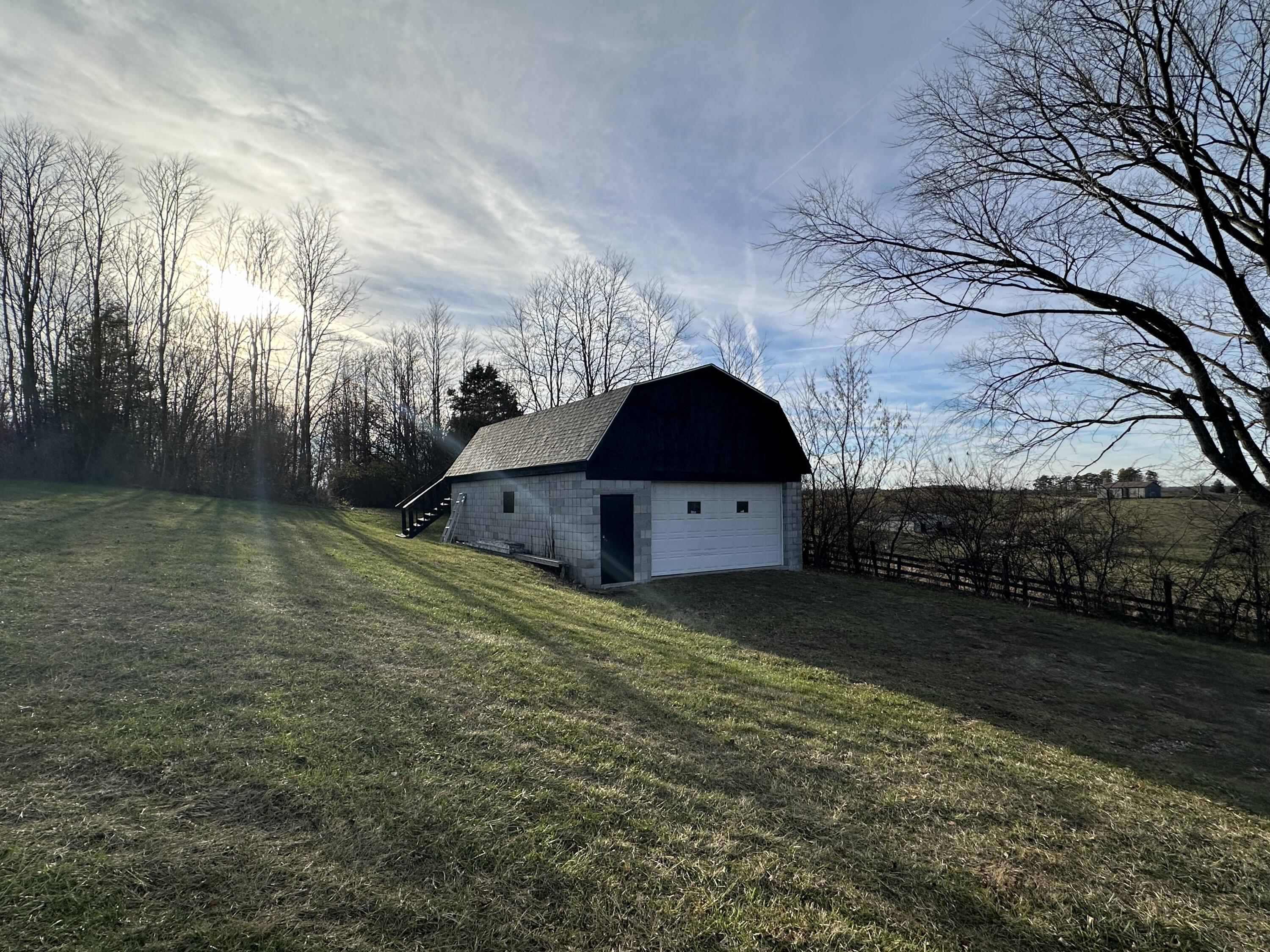 3486 Cane Ridge Road Paris, KY 40361 - Photo 8 of 21 Photo Dec 15 2023, 3 29 20 PM