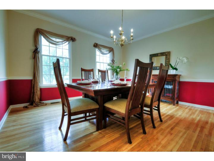 20 Zaitz Farm Road Princeton Junction, NJ 08550 - Photo 5 of 25 a view of a dining room with furniture and wooden floor