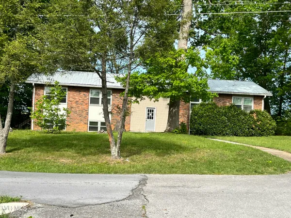 $450,000 | 150 Joe Hale Drive, Johnson City, TN 37615
