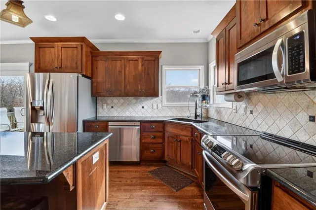 $515,000 | 812 Buckeye Lane, Pleasant Hill, MO 64080