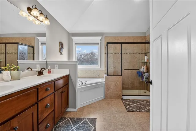 $515,000 | 812 Buckeye Lane, Pleasant Hill, MO 64080