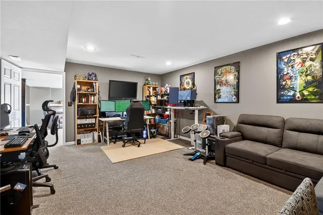 $515,000 | 812 Buckeye Lane, Pleasant Hill, MO 64080