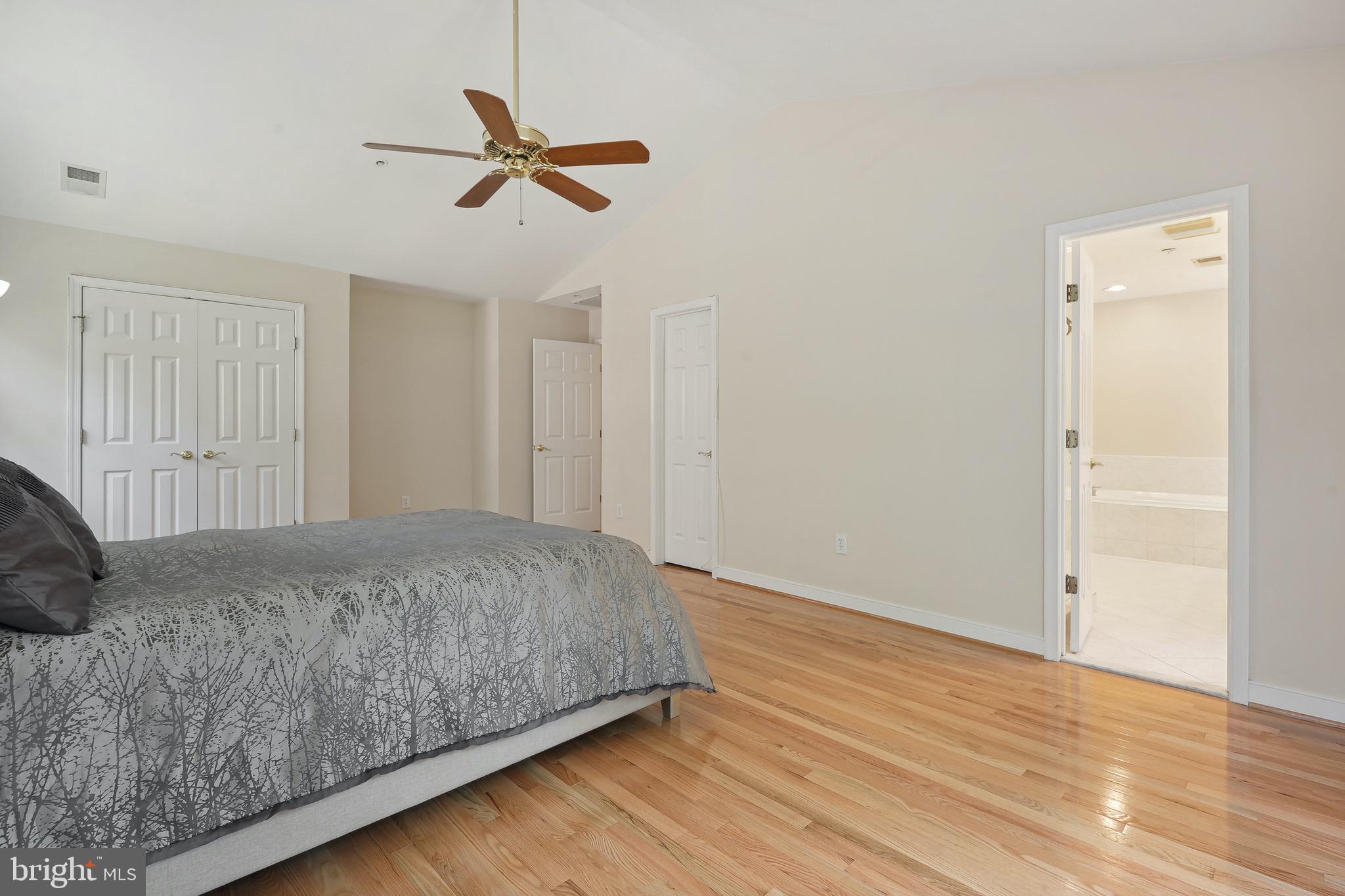 2012 Byrd Road Vienna, VA 22182 - Photo 14 of 34 Gallery Image 14