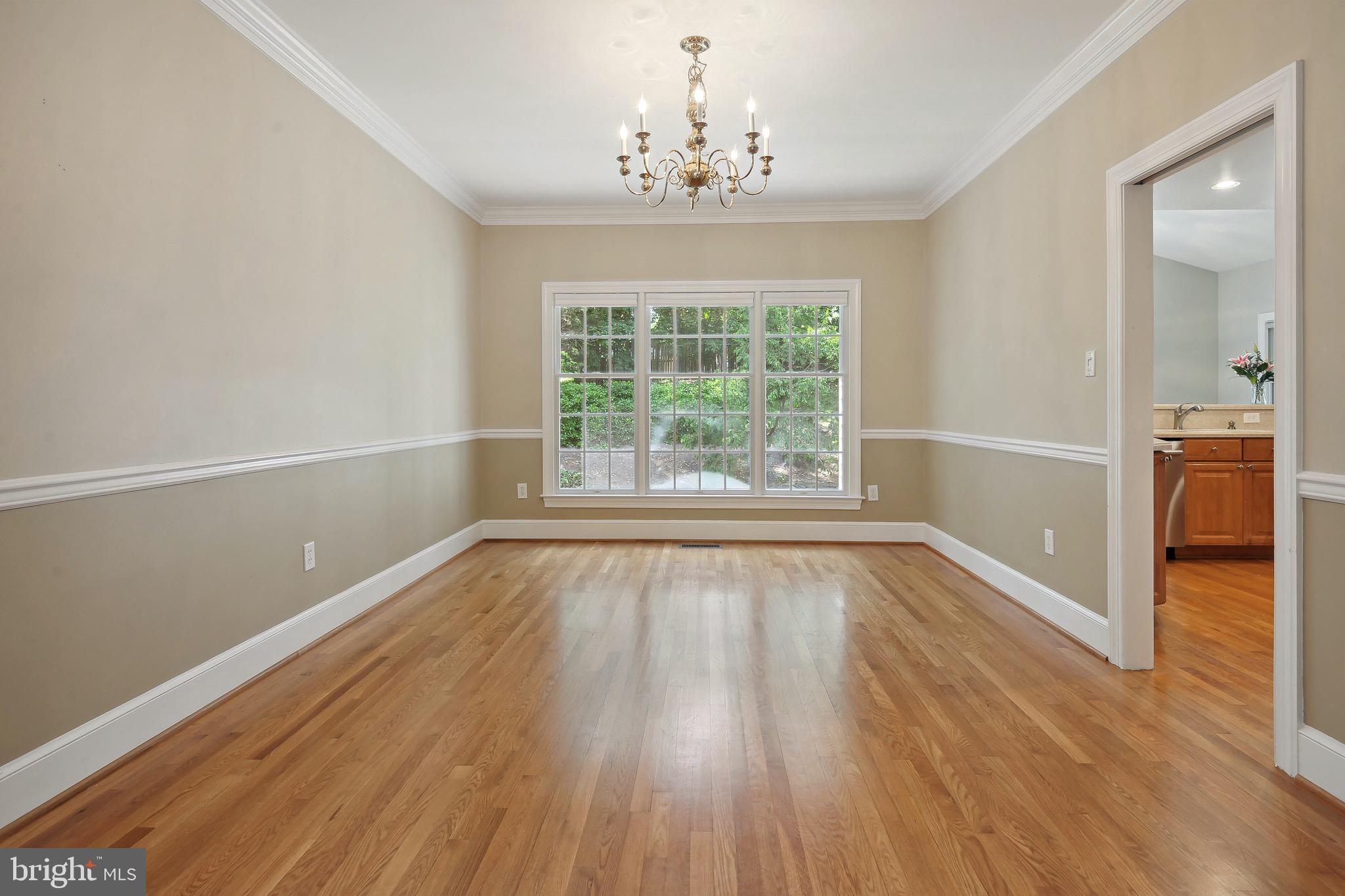 2012 Byrd Road Vienna, VA 22182 - Photo 17 of 34 Gallery Image 17