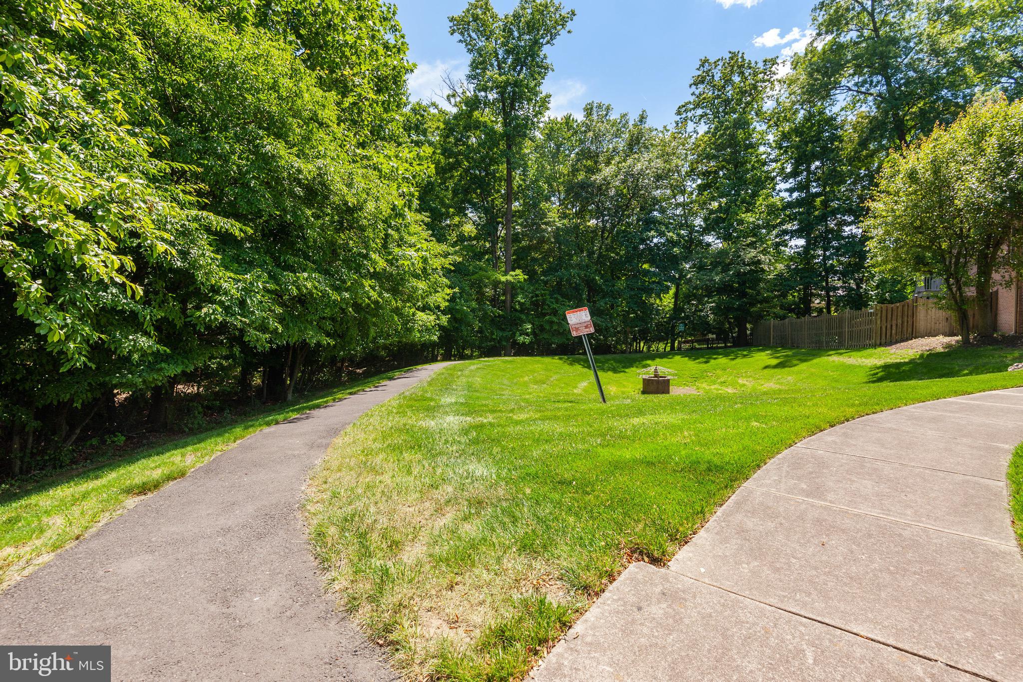 2012 Byrd Road Vienna, VA 22182 - Photo 3 of 34 Gallery Image 3