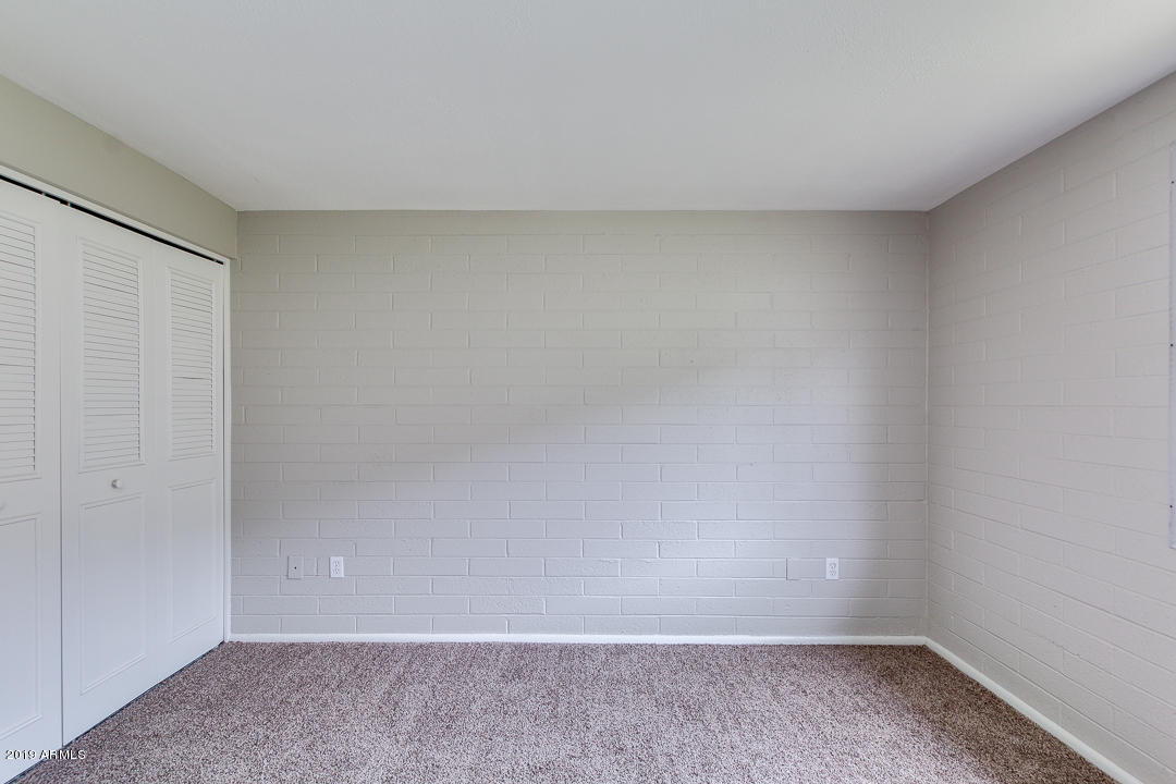 1636 West Calavar Road Phoenix, AZ 85023 - Photo 15 of 20 photo_15