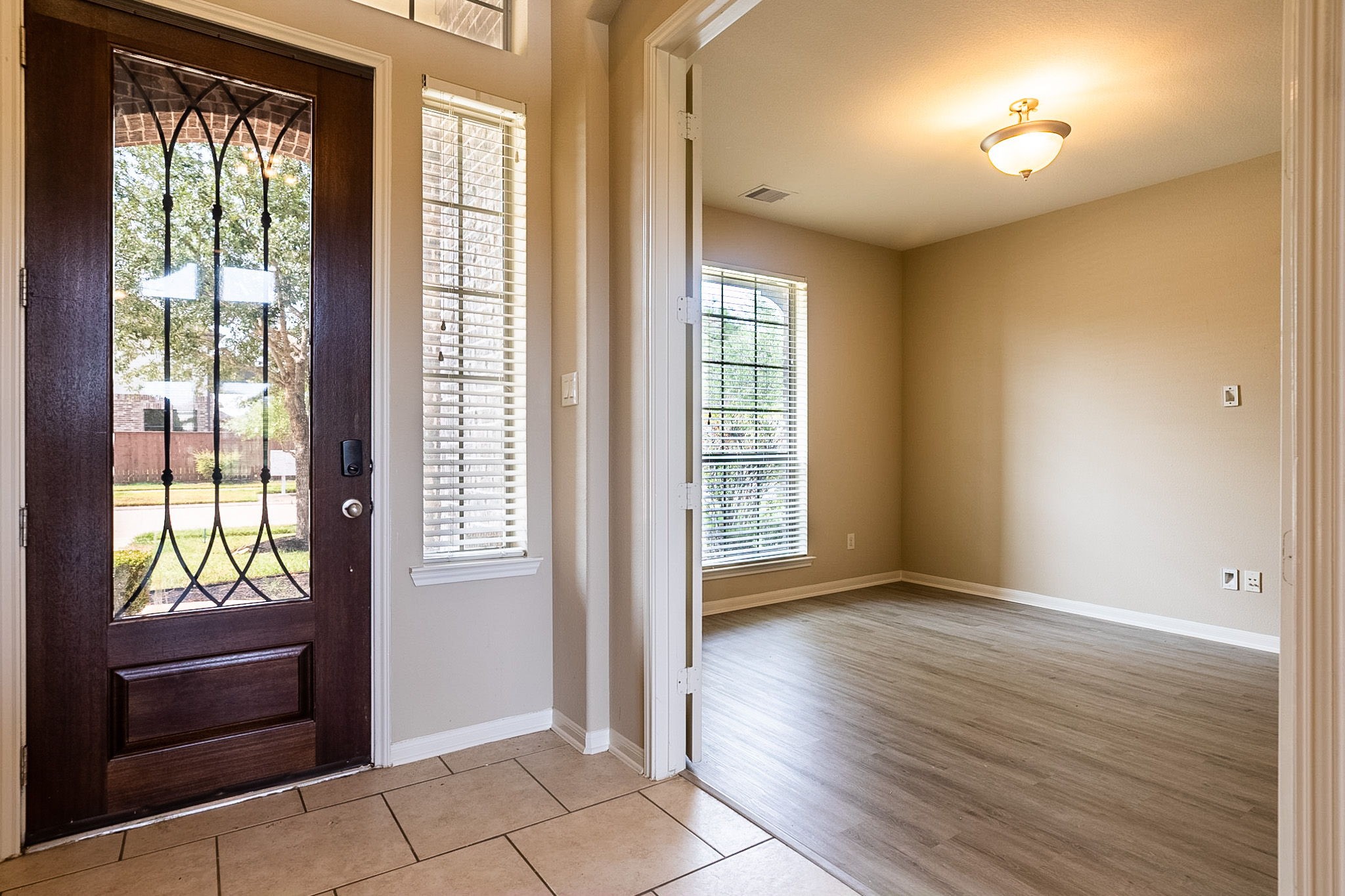 13210 Southern Orchard Lane Rosharon, TX 77583 - Photo 3 of 31