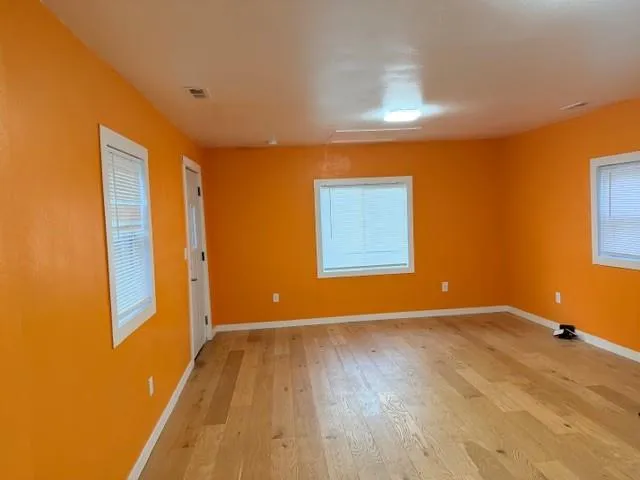 $140,000 | 1009 South Pope Avenue, Independence, MO 64050