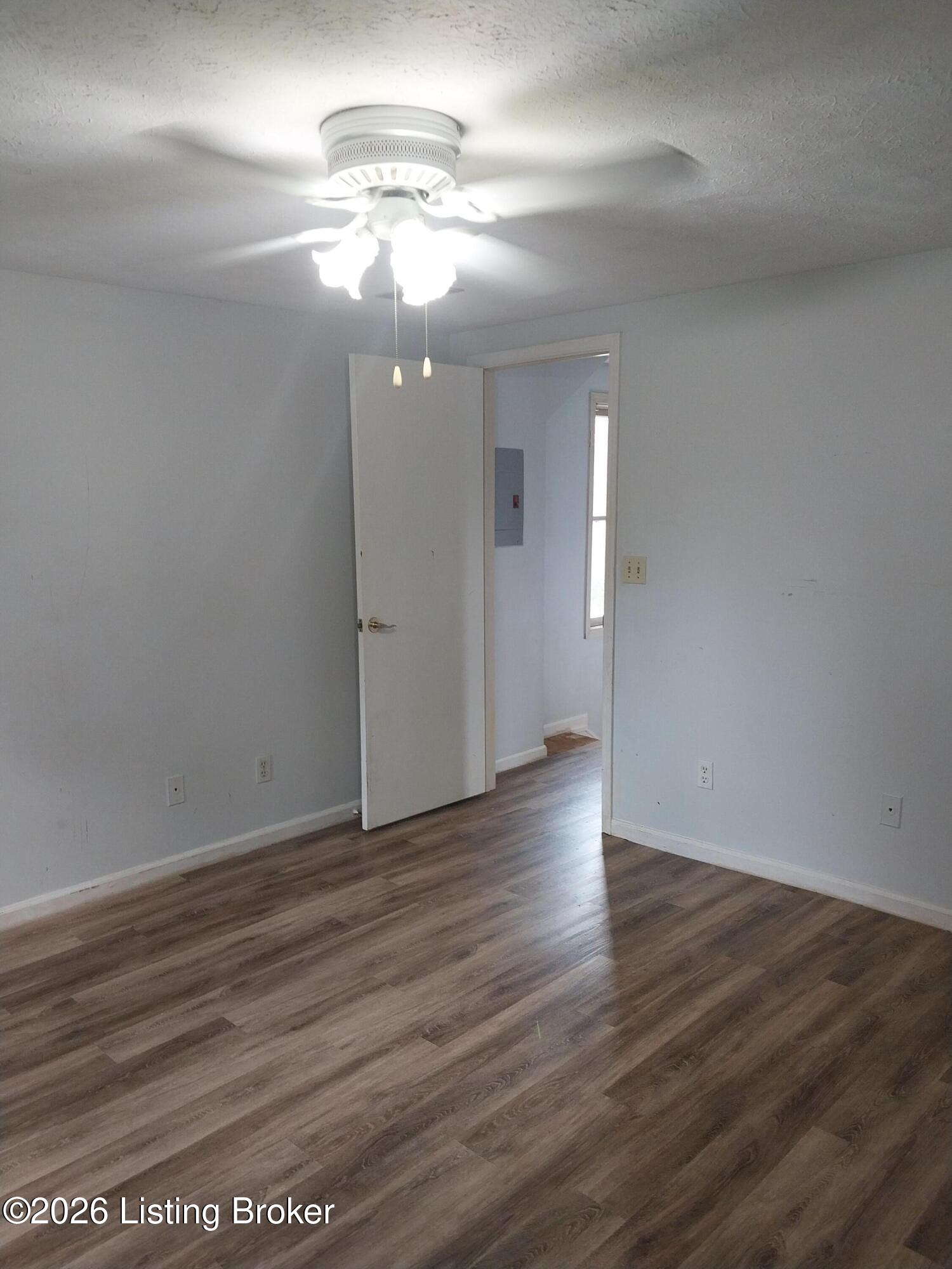 4105 Chenoweth Run Road Louisville, KY 40299 - Photo 21 of 23 20260401_123402