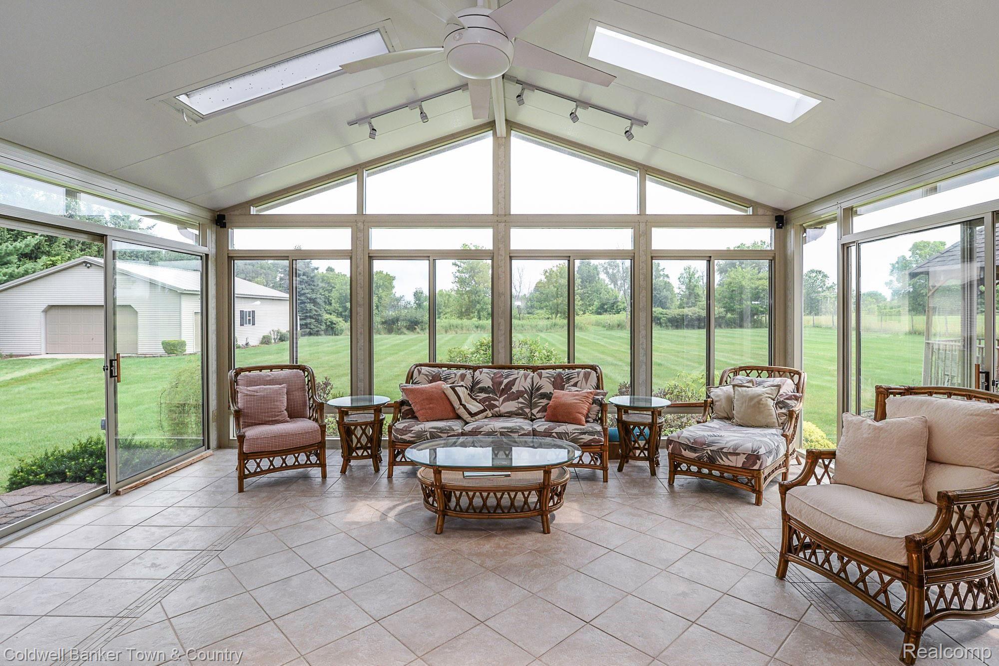 9253 Lehring Road Durand, MI 48429 - Photo 4 of 63 DSC_3823.jpg
