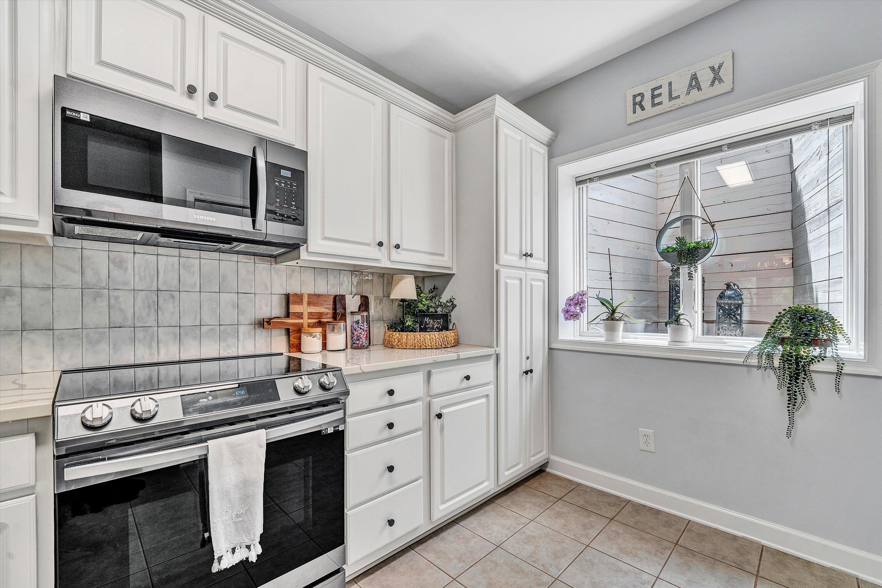 1209 Mariners Way, Unit 72 Huddleston, VA 24104 - Photo 14 of 57 11-SGM-19