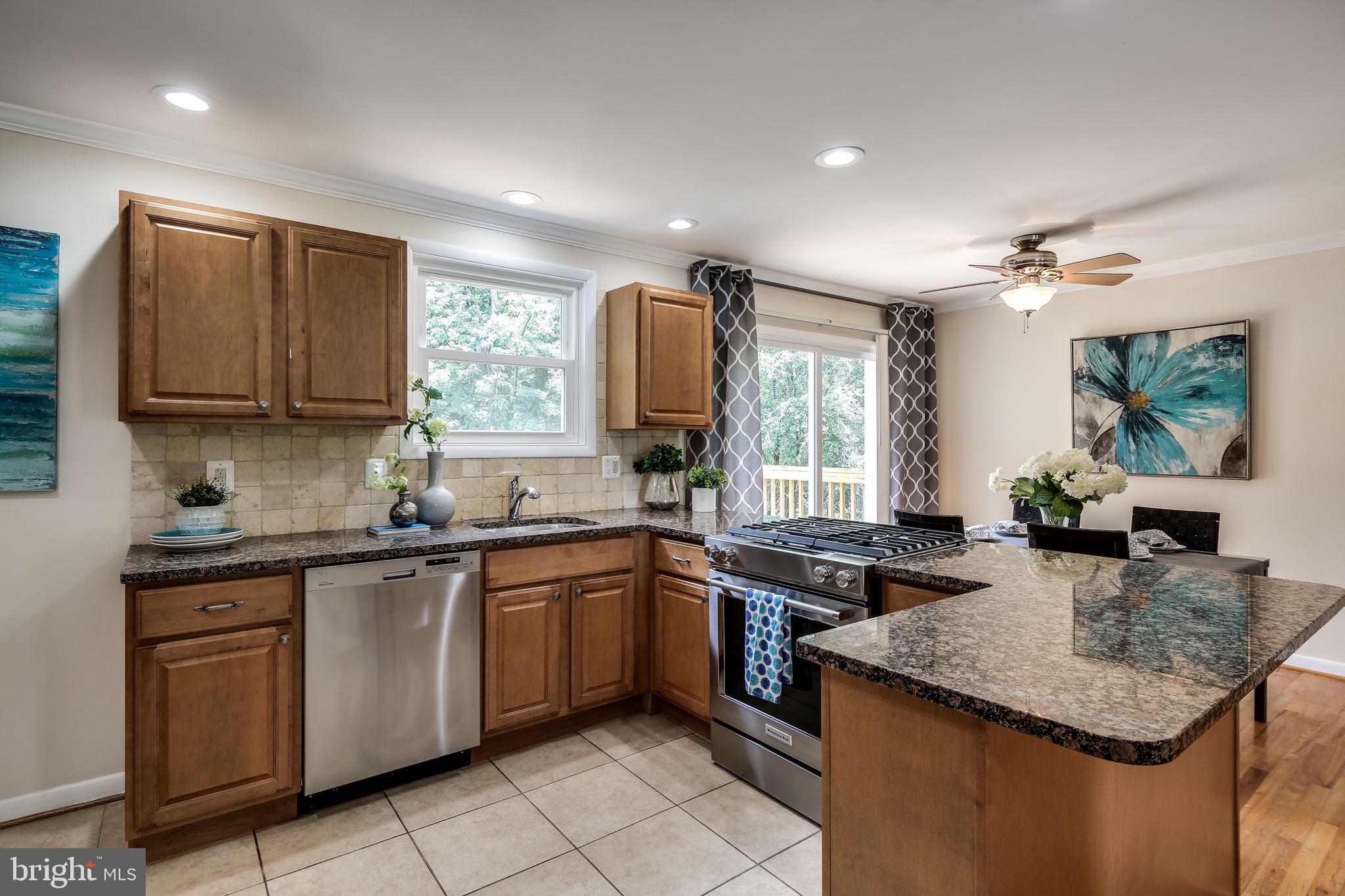 6123 Covington Road Columbia, MD 21044 - Photo 9 of 35 KITCHEN