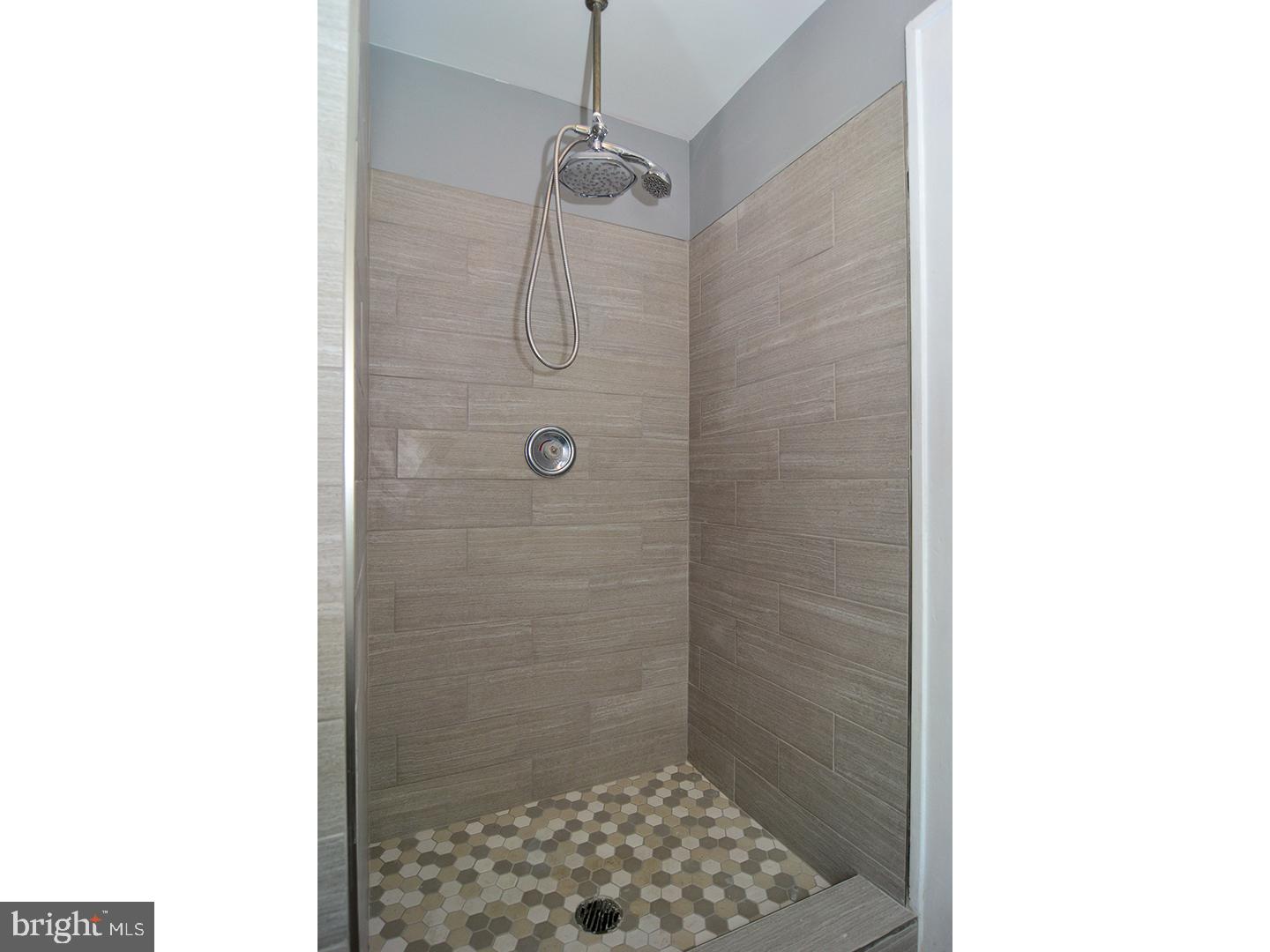 14 Hawthorne Road Reading, PA 19609 - Photo 17 of 22 Master Bathroom