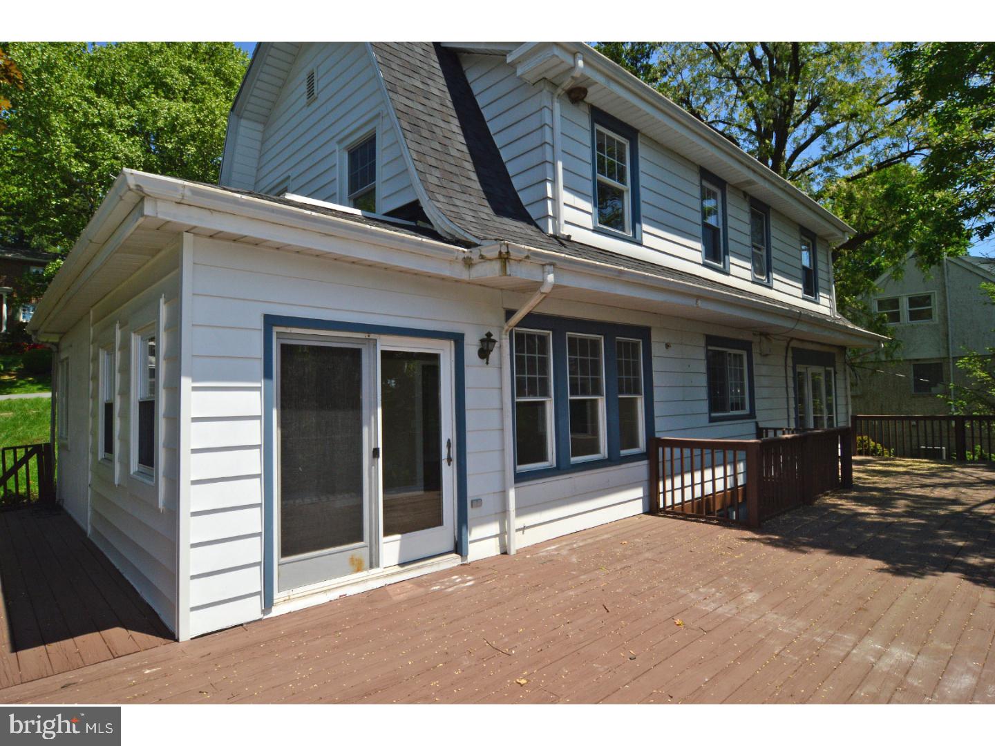 14 Hawthorne Road Reading, PA 19609 - Photo 18 of 22 Deck