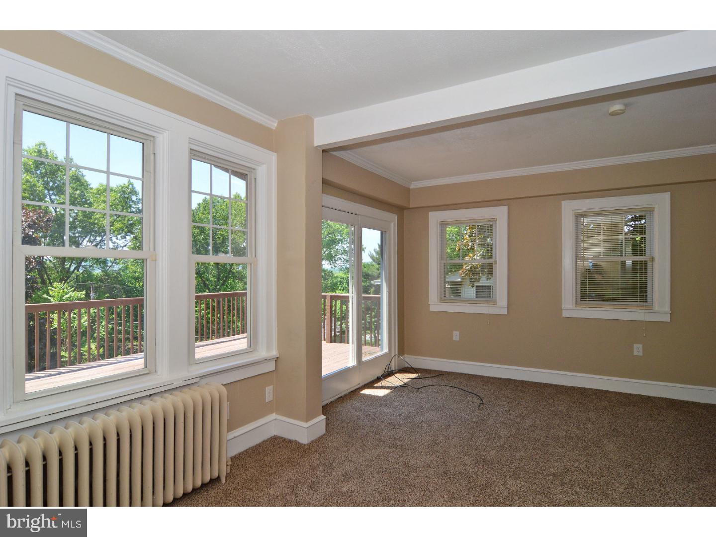 14 Hawthorne Road Reading, PA 19609 - Photo 6 of 22 Family Room