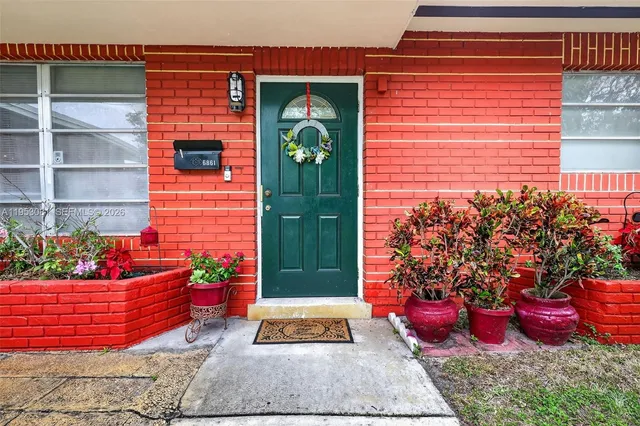 a view of a outdoor space