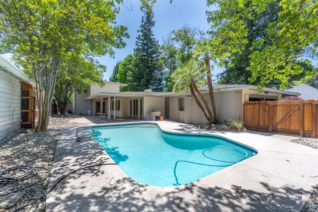 $775,000 | 944 Brady Avenue, Modesto, CA 95350