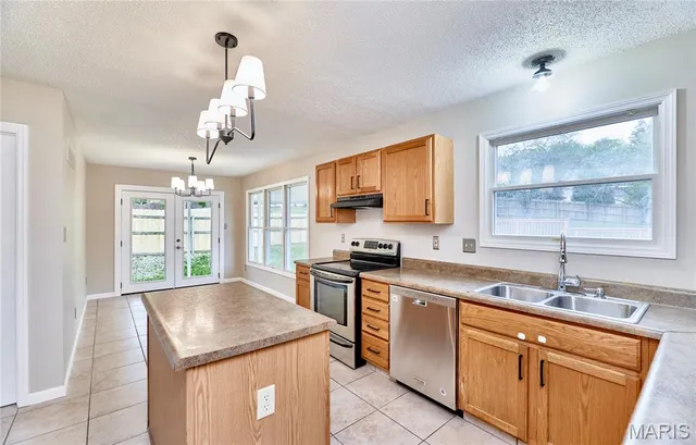 $449,900 | 160 Bright Gem Drive, St. Charles, MO 63304