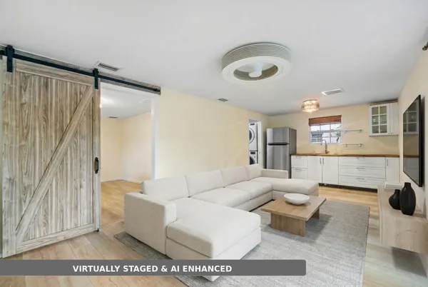$5,650 | 353 East Lakewood Road, West Palm Beach, FL 33405