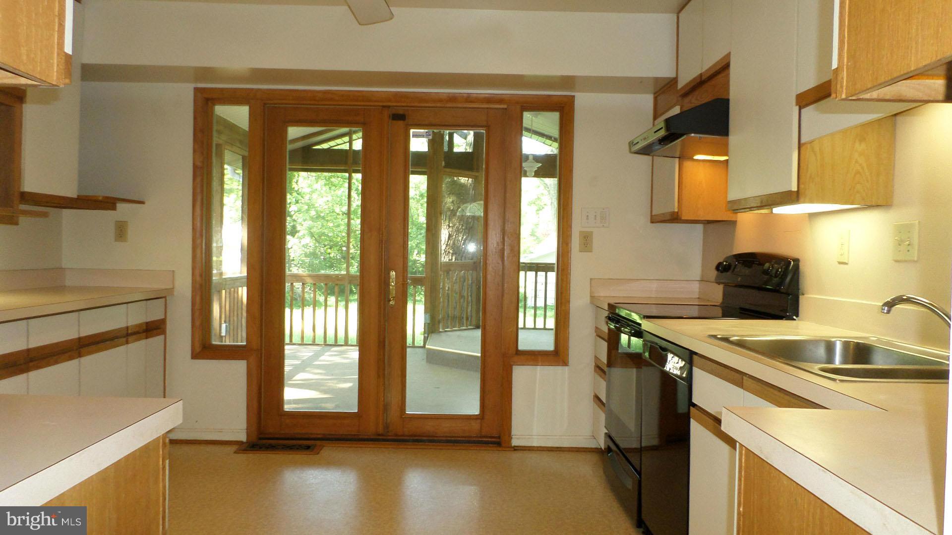 4306 Bel Pre Road Rockville, MD 20853 - Photo 5 of 24 Kitchen