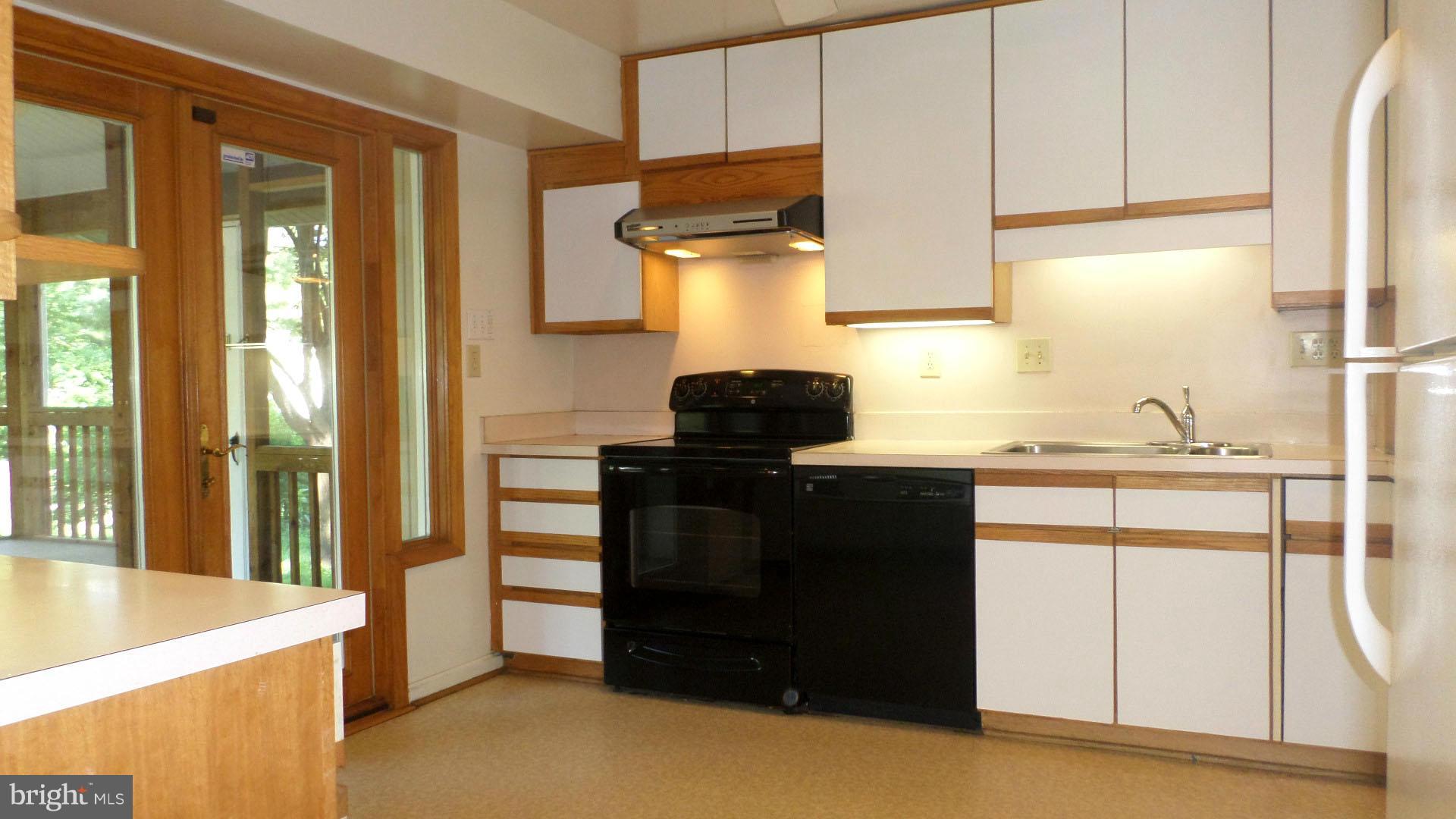 4306 Bel Pre Road Rockville, MD 20853 - Photo 6 of 24 Kitchen